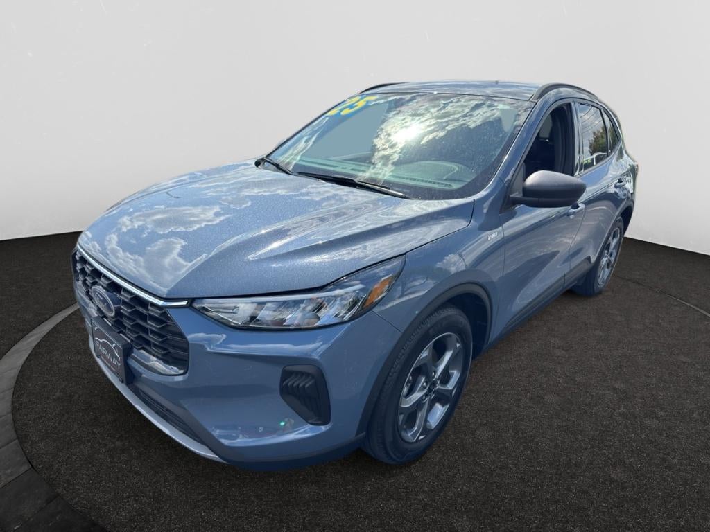 2025 Ford Escape ST-Line in Vapor Blue Metallic — front three-quarter view