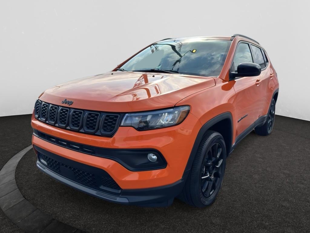 2026 Jeep Compass COMPASS LATITUDE ALTITUDE 4X4 in Joose Exterior Paint — front three-quarter view